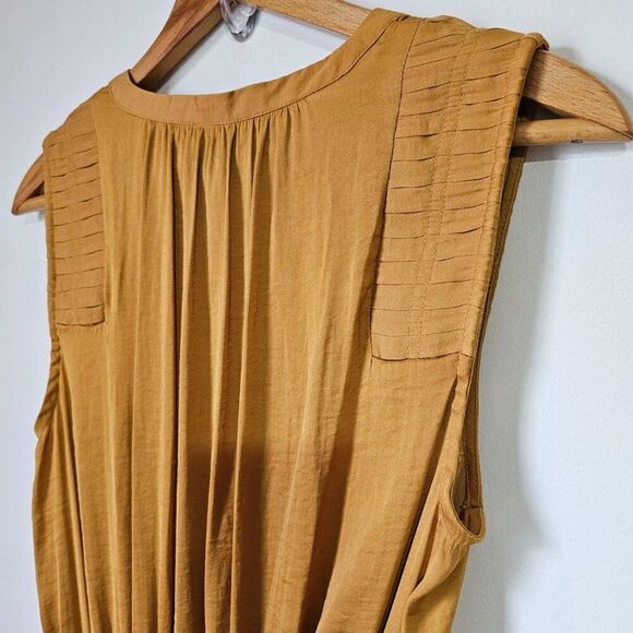 EUC SIMPLY VERY VERAWANG SPLIT V NECK MUSTARD SATINY TIERED MIDI DRESS SZ SMALL - Picture 10 of 16